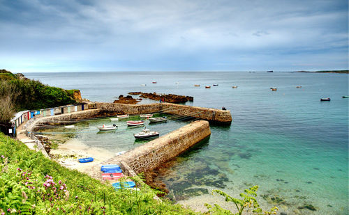 Le plus petit port de pêche de france - port racine