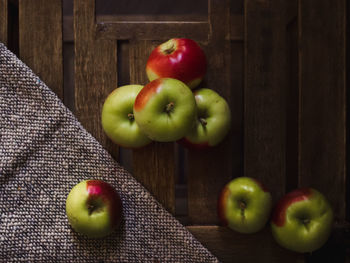 Directly above shot of apples on table