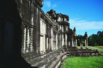 Angkor wat against sky