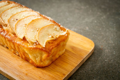 Close-up of bread on cutting board