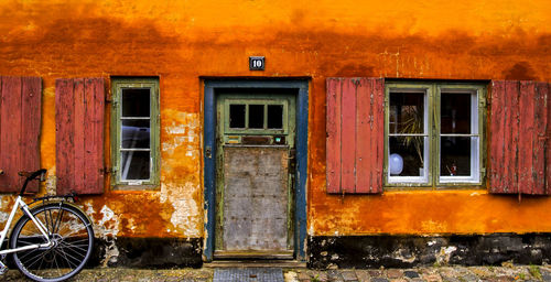 Bicycle against building
