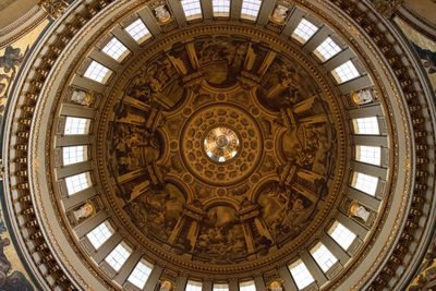 Ceiling of st. paul's cathedral