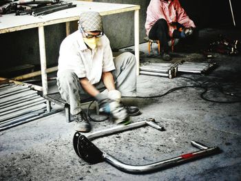 Man working in shopping cart