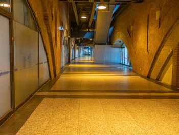 Illuminated corridor