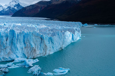 Panoramic view of perito moreno glacier