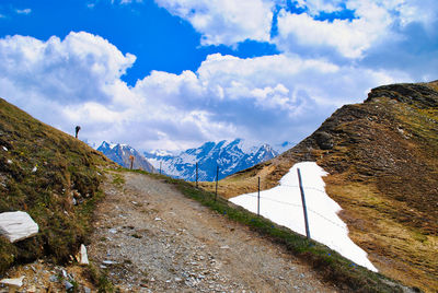 The schlüsseljoch is a 2212 meter high mountain pass in the zillertal alps.