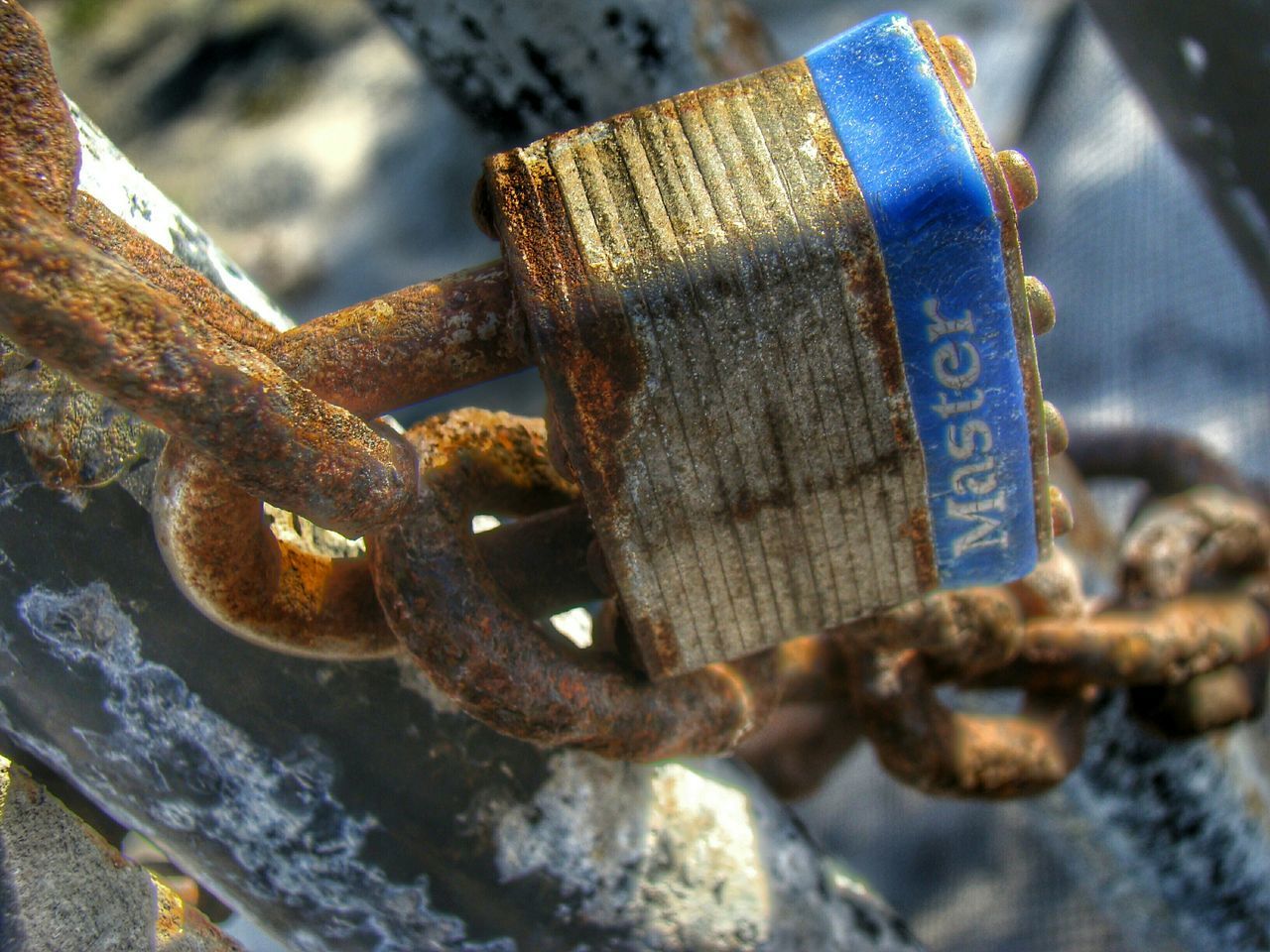 metal, rusty, close-up, focus on foreground, metallic, chain, old, day, protection, outdoors, strength, selective focus, deterioration, rope, wood - material, damaged, abandoned, weathered, run-down, safety