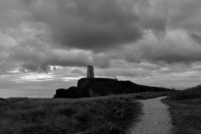 Scenic view of lighthouse against sky