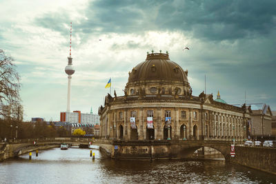Buildings in city