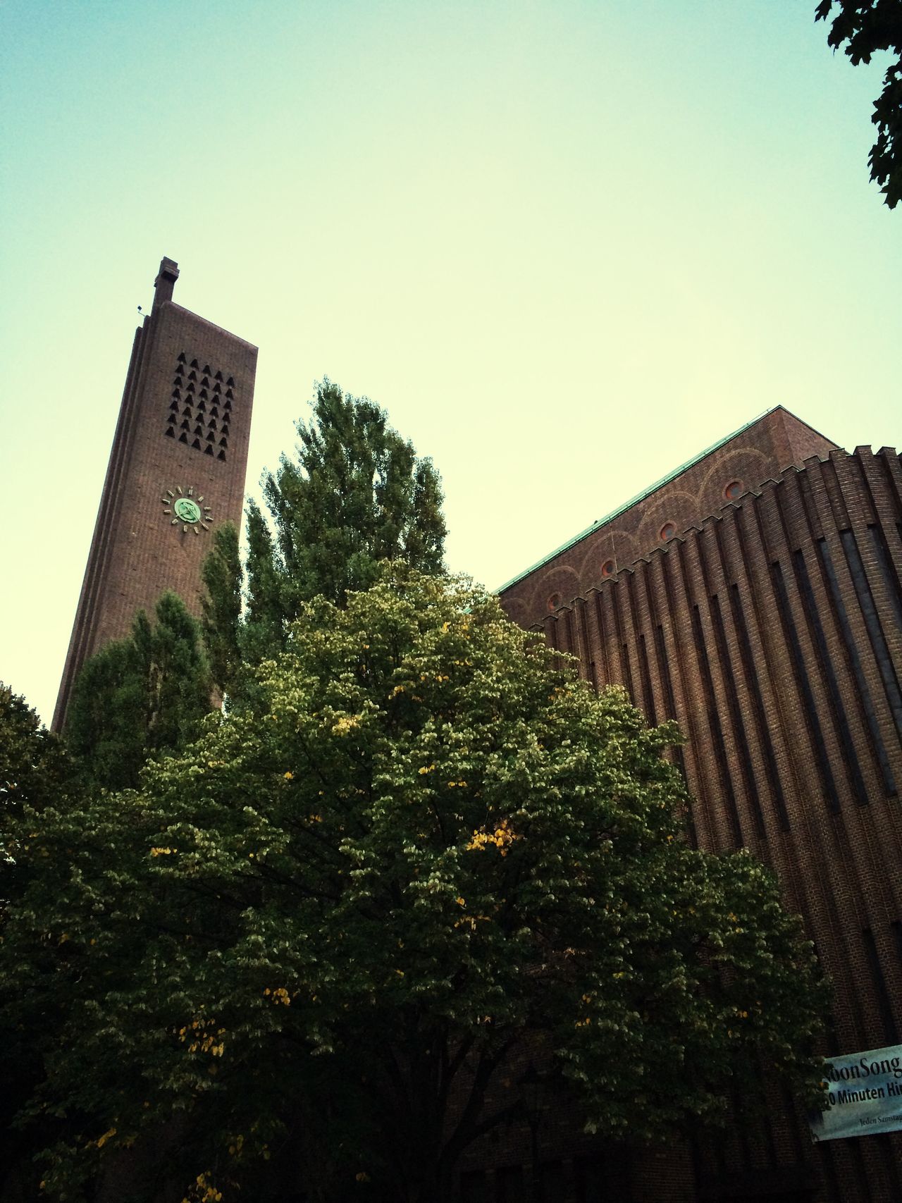 Kirche am Hohenzollernplatz