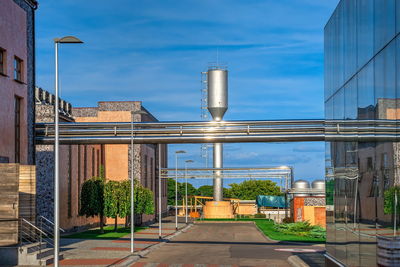 Modern winery in shabo village, odessa region, ukraine, on a sunny autumn day