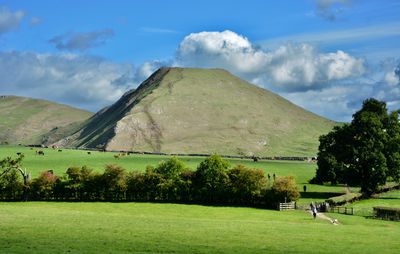 Thorpe cloud, derbyshire 