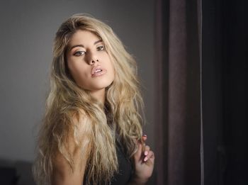blond hair
