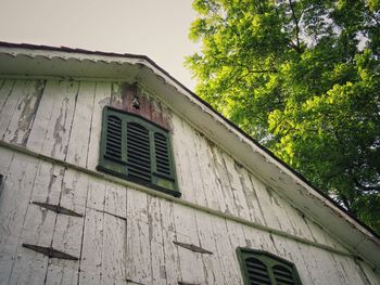 Low angle view of old building against clear sky