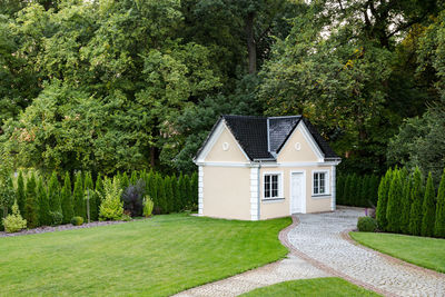 Lawn with lawn in foreground