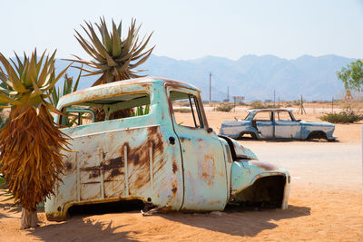 Abandoned car on street. sossusvlei, namibia