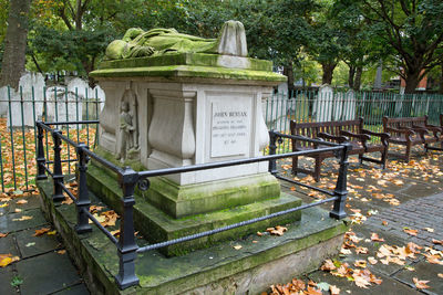 Statue in autumn