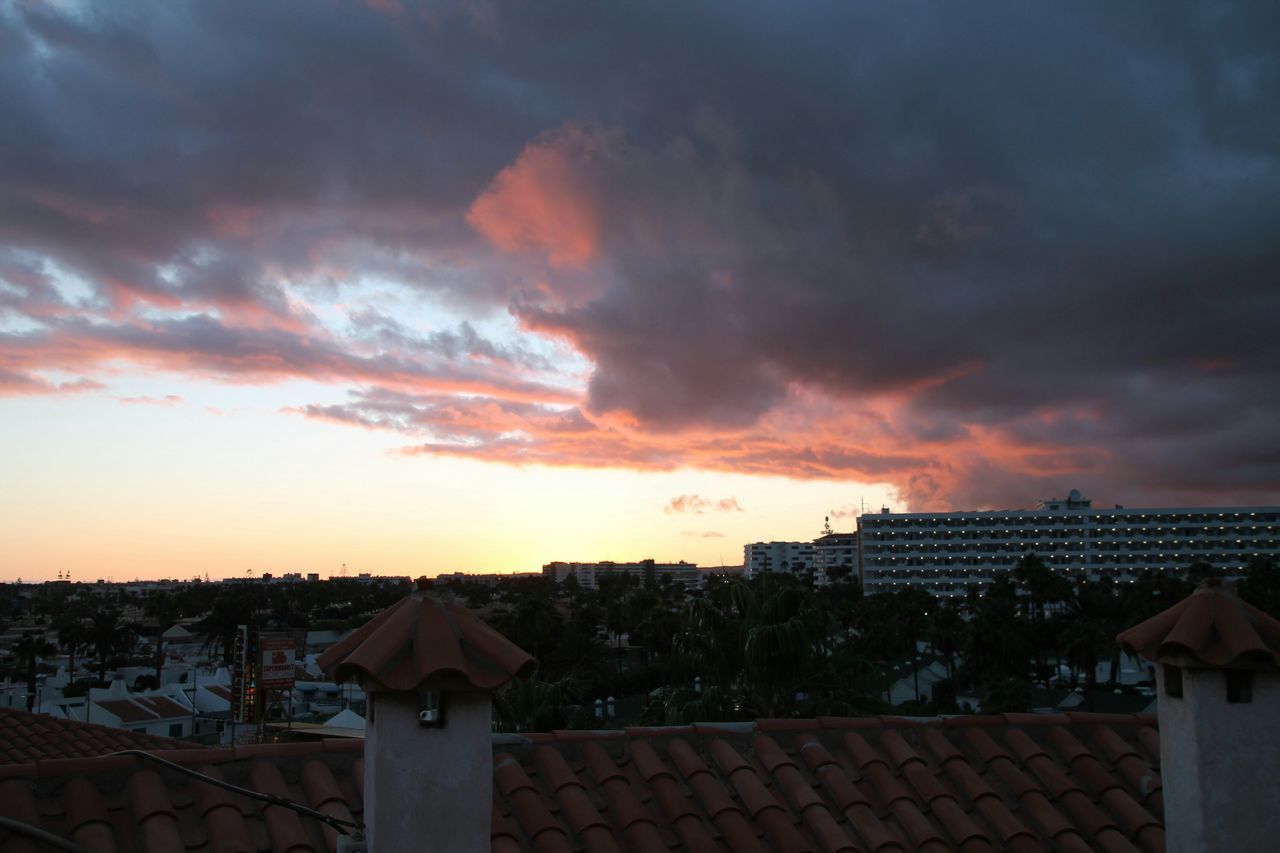 Sunset #sun clouds skylovers sky nature beautifulinnature naturalbeauty photography landscape [a:1286