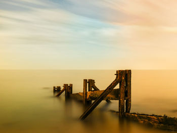 Scenic view built structure in calm sea