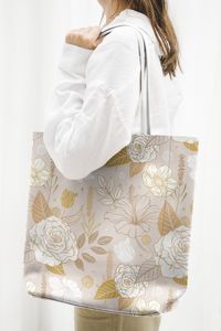 Flower tote bag mockup, vintage pattern, realistic psd design