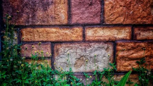 Full frame shot of rusty brick wall