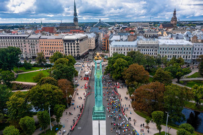 People running the international rimi riga marathon