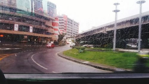 Traffic on city street