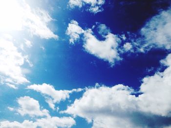 Low angle view of cloudy sky