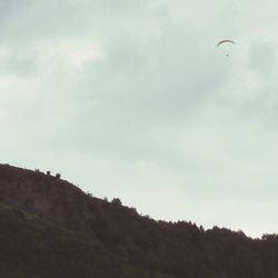 Low angle view of cloudy sky