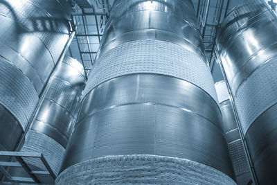 Stainless steel tanks for food industry