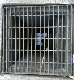 Information sign in cage