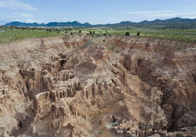 Cathedral gorge sinks below the nevada plateau