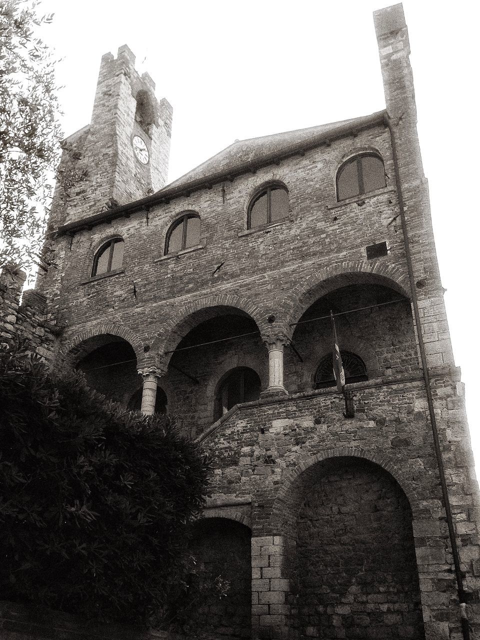 low angle view, no people, day, sky, outdoors, close-up, architecture