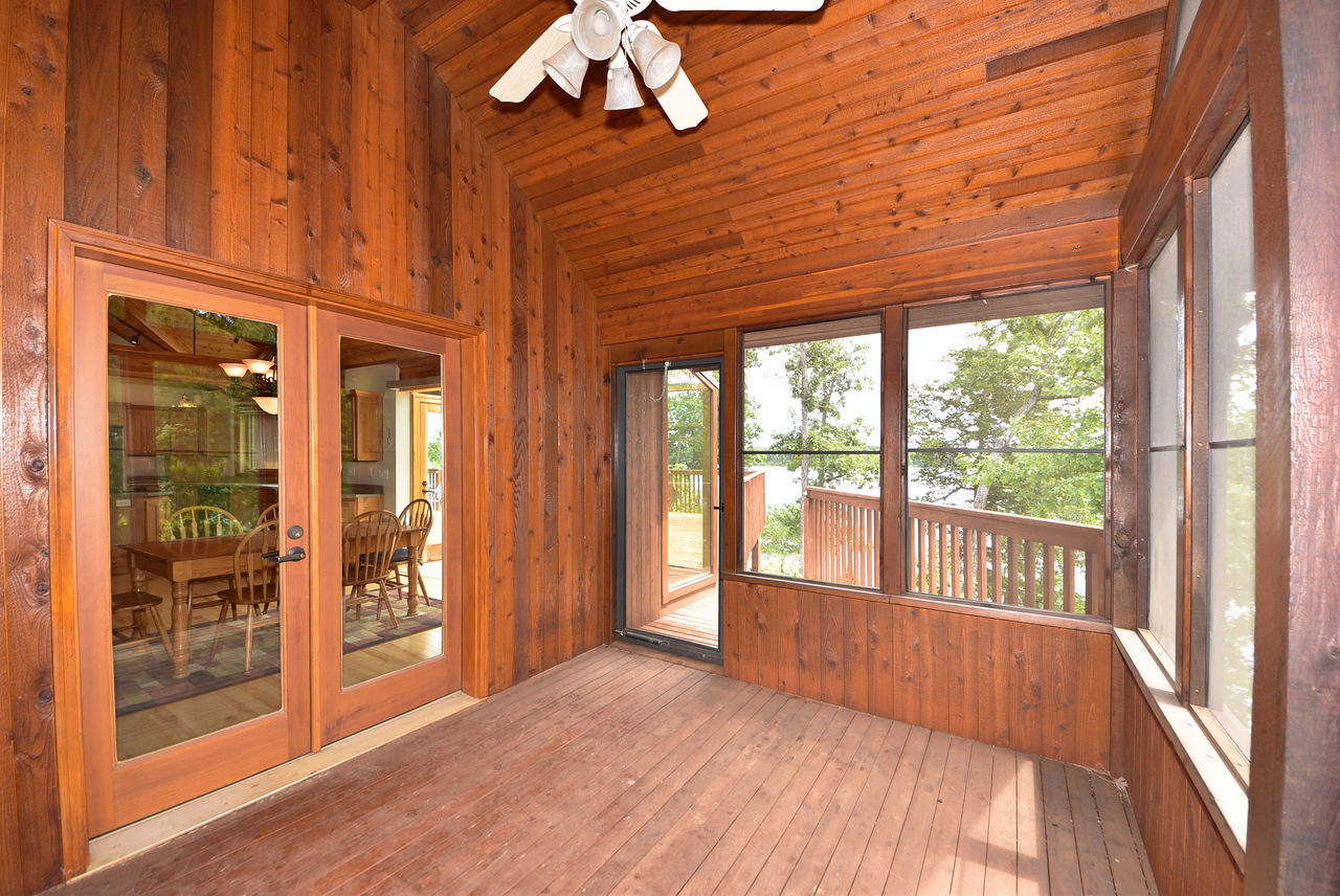 Enclosed porch