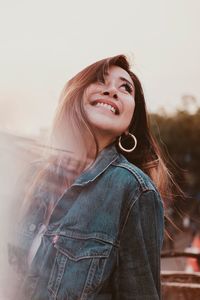 Portrait of a smiling young woman