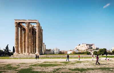 Temple of olympian zeus against sky