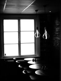 Illuminated electric lamp