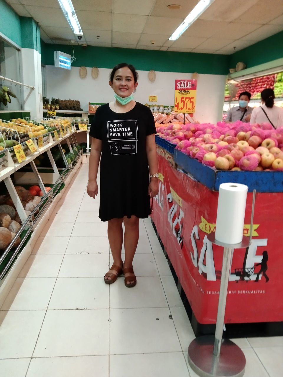 supermarket, looking at camera, one person, portrait, full length, store, retail, adult, food and drink, standing, food, front view, shopping, indoors, smiling, women, grocery store, young adult, business, building, consumerism, emotion, clothing, happiness, customer, person, market, occupation, female