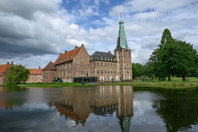 The castle of raesfeld in germany