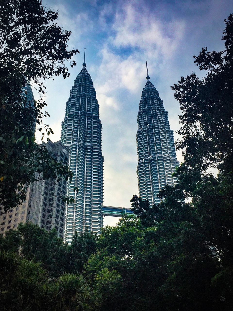 LOW ANGLE VIEW OF SKYSCRAPERS