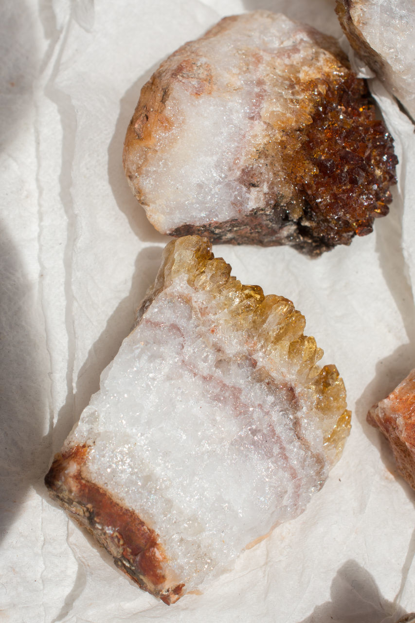 HIGH ANGLE VIEW OF BREAD