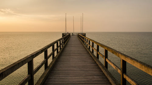 Empty jetty leading to sea