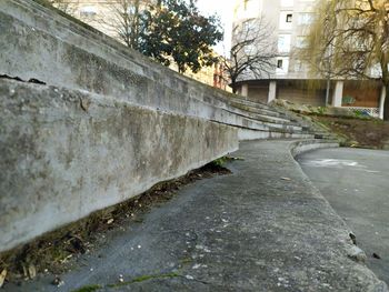 Surface level of footpath by building