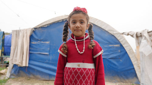 Syrian refugee children suffer from tragic humanitarian conditions in the winter