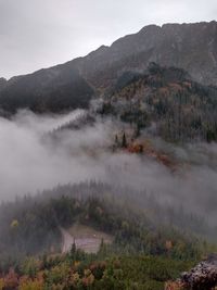 Clouds cover tatra mountains. view from sarnia skala peak