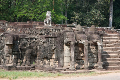 Statue of historical building