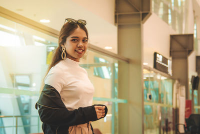 Portrait of a smiling young woman