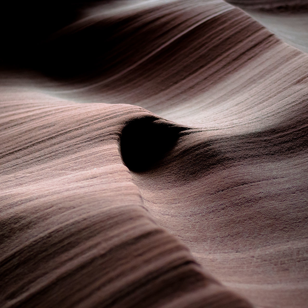 FULL FRAME SHOT OF ROCKS