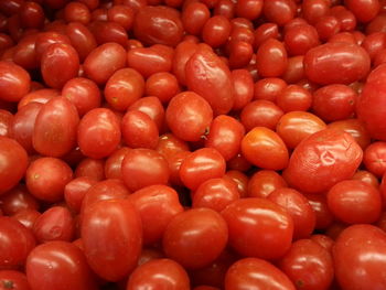 Full frame shot of tomatoes at market