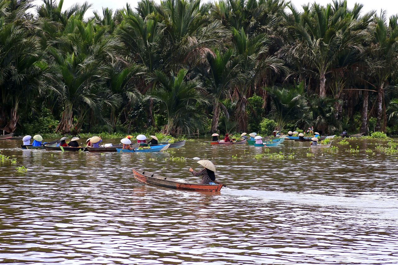 BOATS IN LAKE